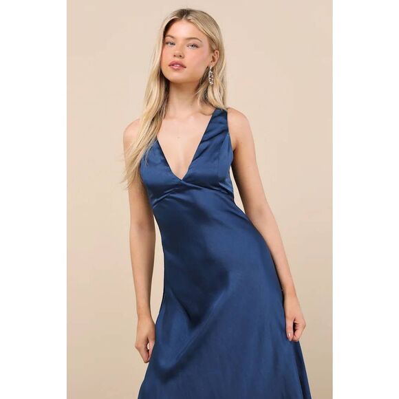 NWT Lulus Incredible Love Navy Blue Satin Cowl Back Midi Slip Dress Size Large - Picture 4 of 7